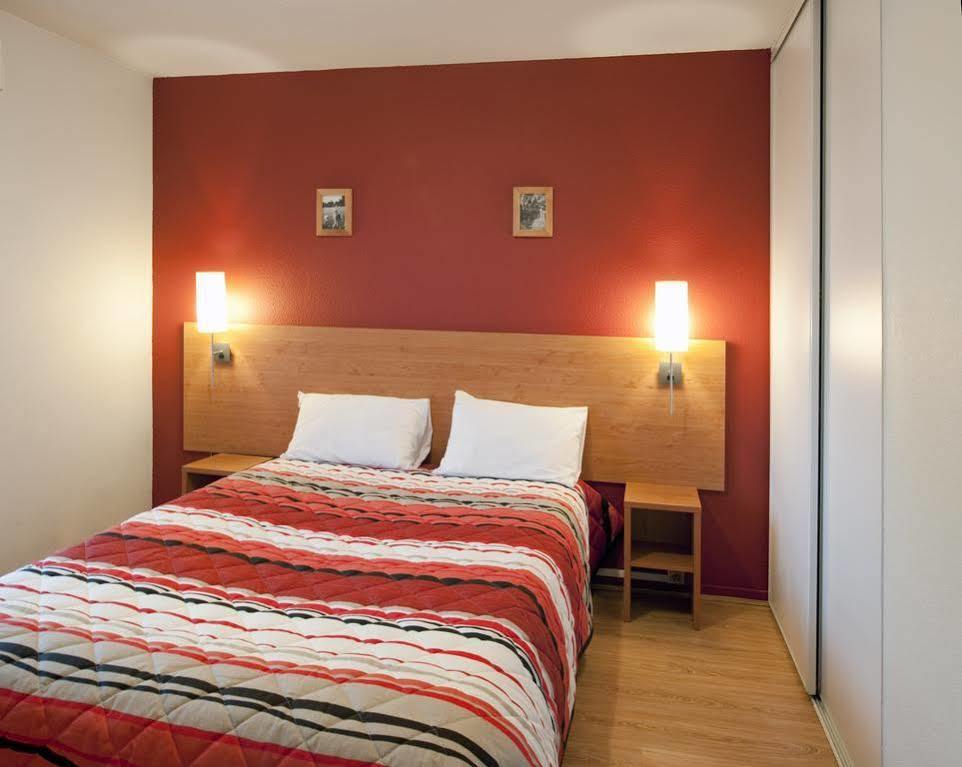 Sejours & Affaires Annecy Le Pont Neuf Aparthotel Cran-Gevrier Exterior photo